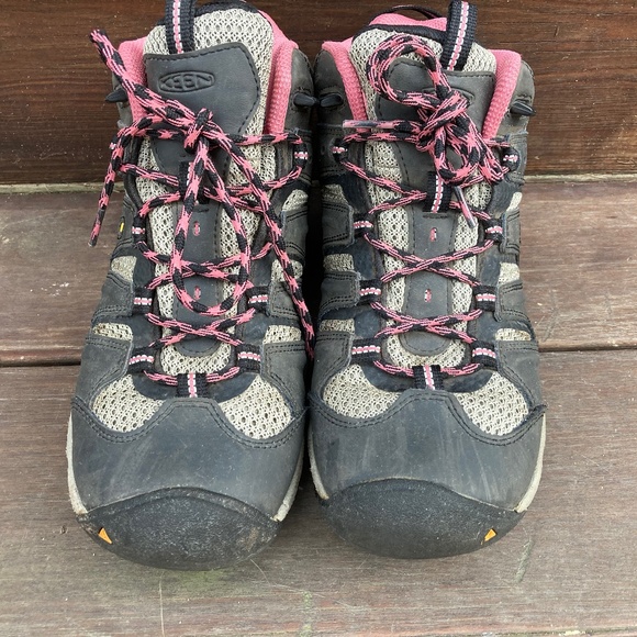 Keen Hiking boots. Size 8 (7.5) - Picture 1 of 4